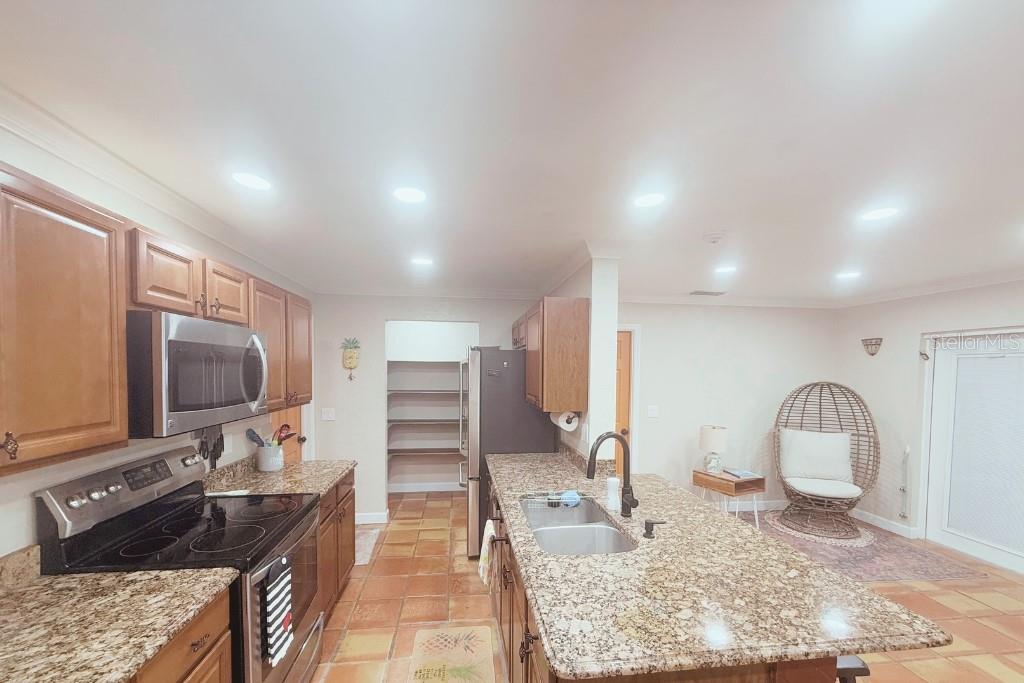 Image 18 of 48 For 4735 Riverwood Circle