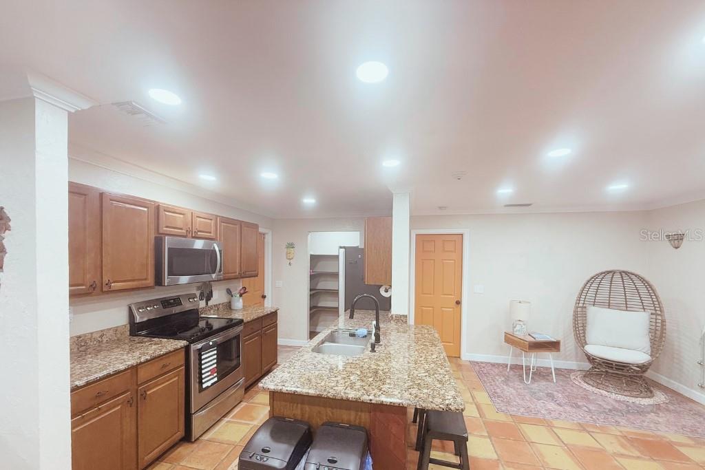 Image 19 of 48 For 4735 Riverwood Circle