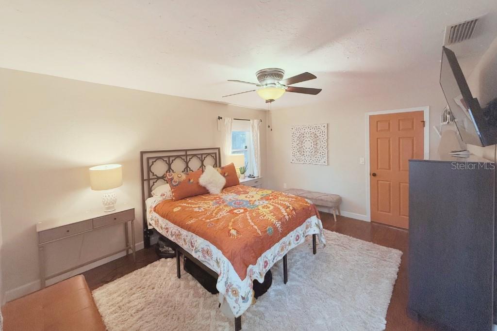 Image 25 of 48 For 4735 Riverwood Circle