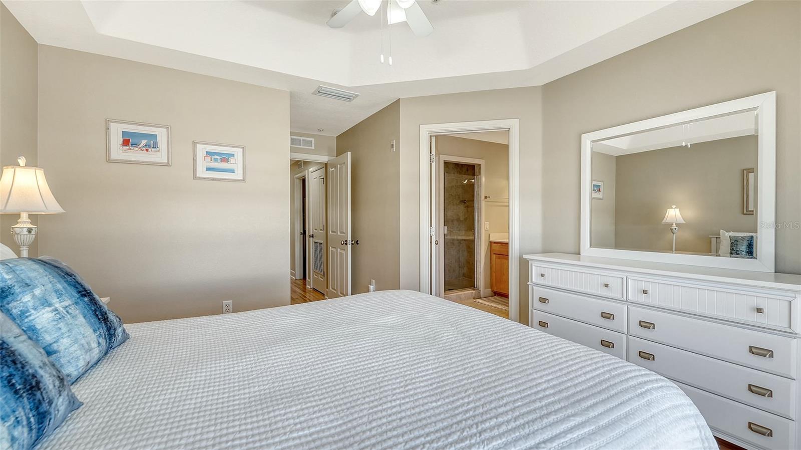 Image 30 of 56 For 221 17th Street N