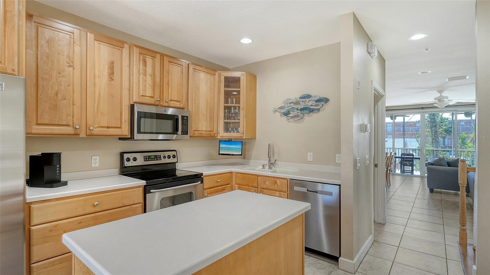 Image 9 of 56 For 221 17th Street N