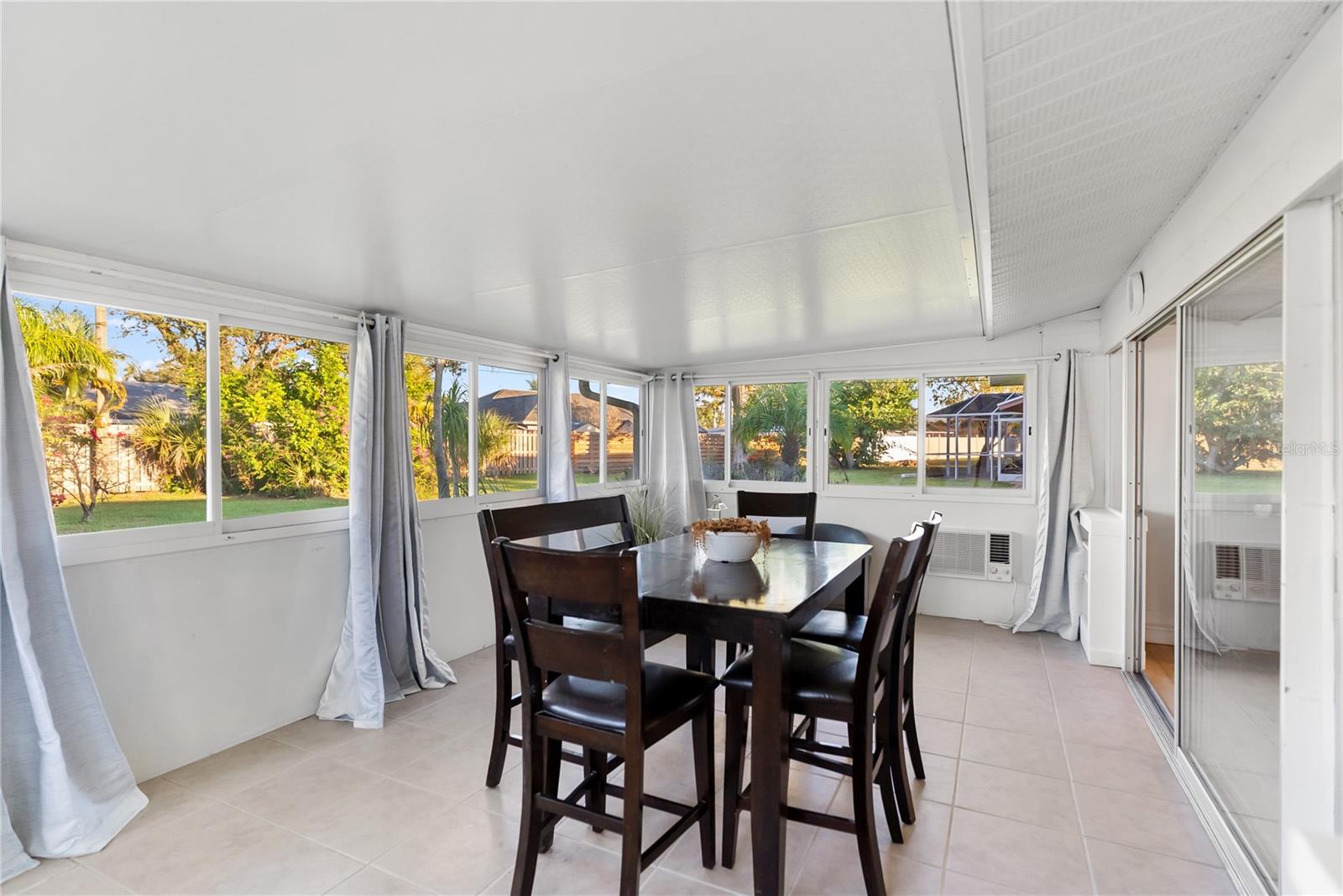 Image 41 of 47 For 466 Sunnyside Drive