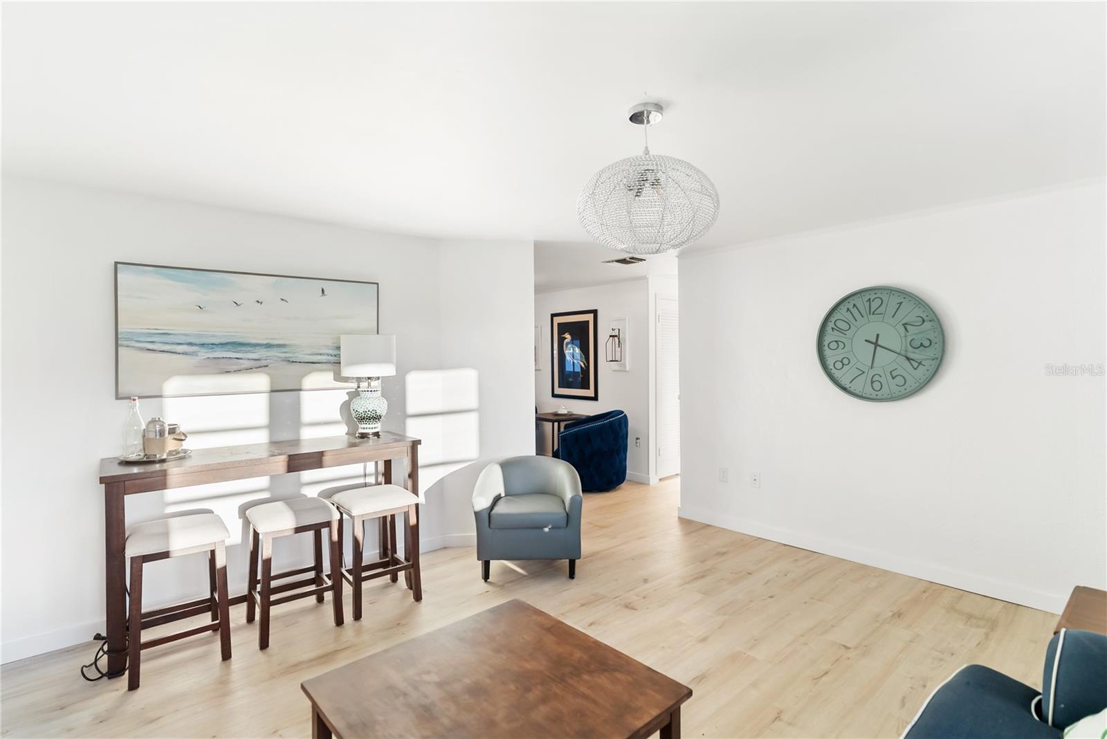 Image 46 of 47 For 466 Sunnyside Drive