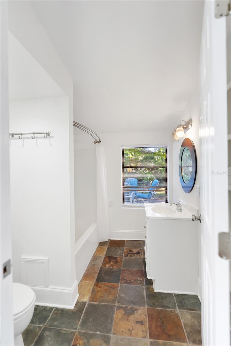 Image 30 of 52 For 2530 Loma Linda Street