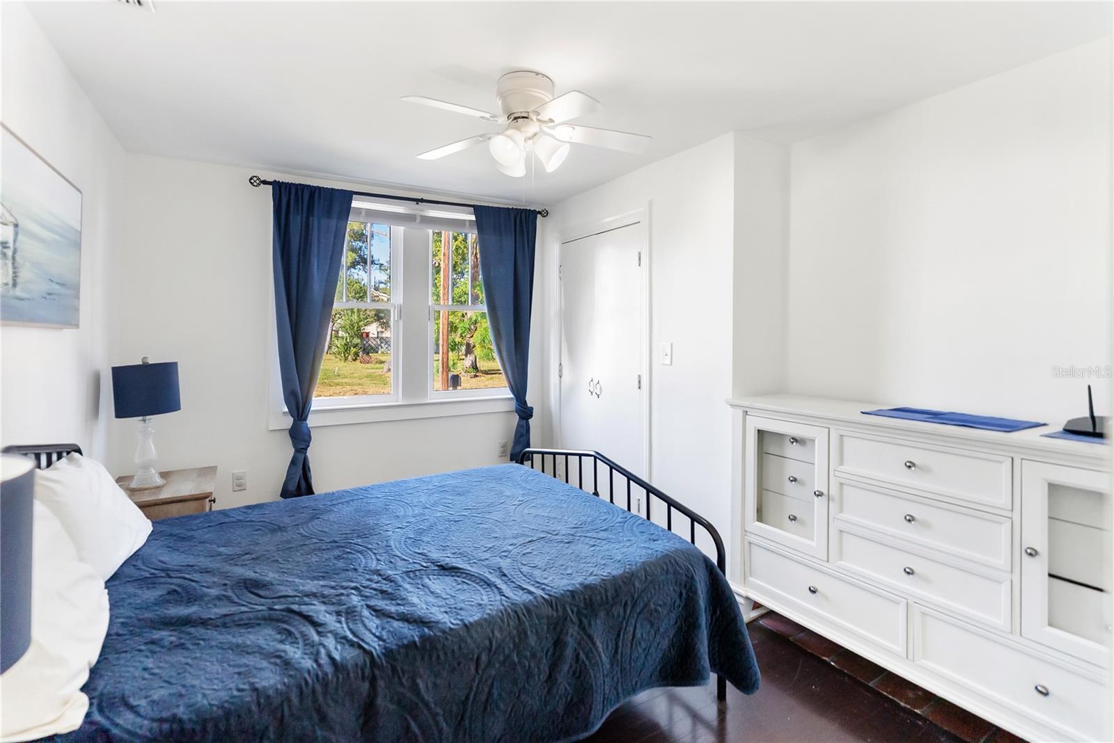 Image 36 of 52 For 2530 Loma Linda Street