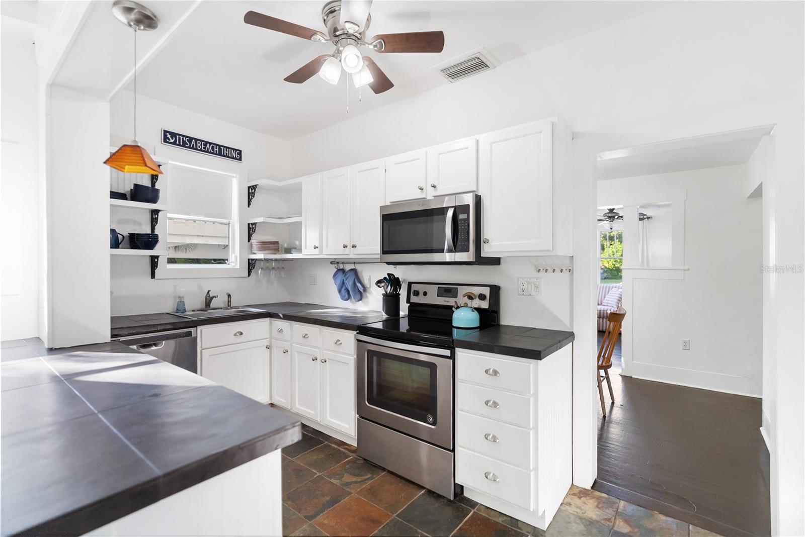 Image 48 of 52 For 2530 Loma Linda Street