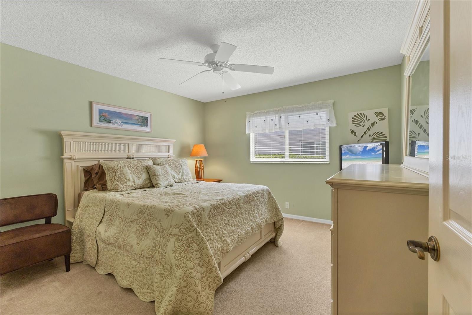 Image 12 of 40 For 5459 Kelly Drive 24