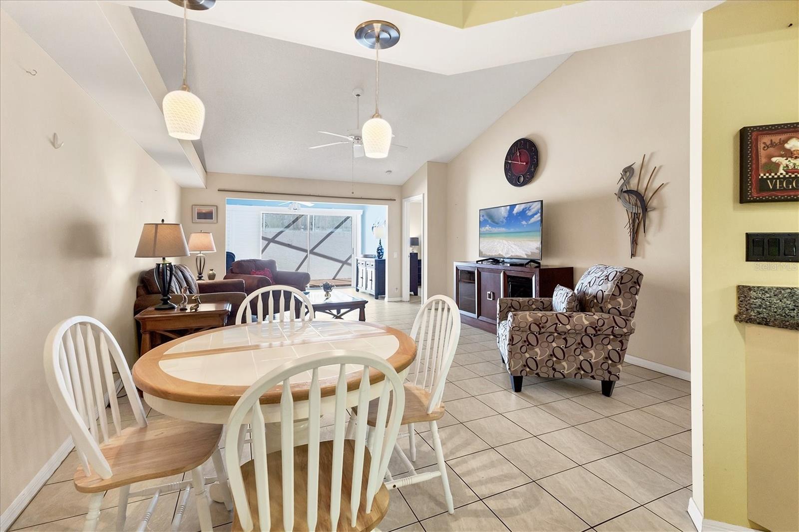 Image 17 of 40 For 5459 Kelly Drive 24