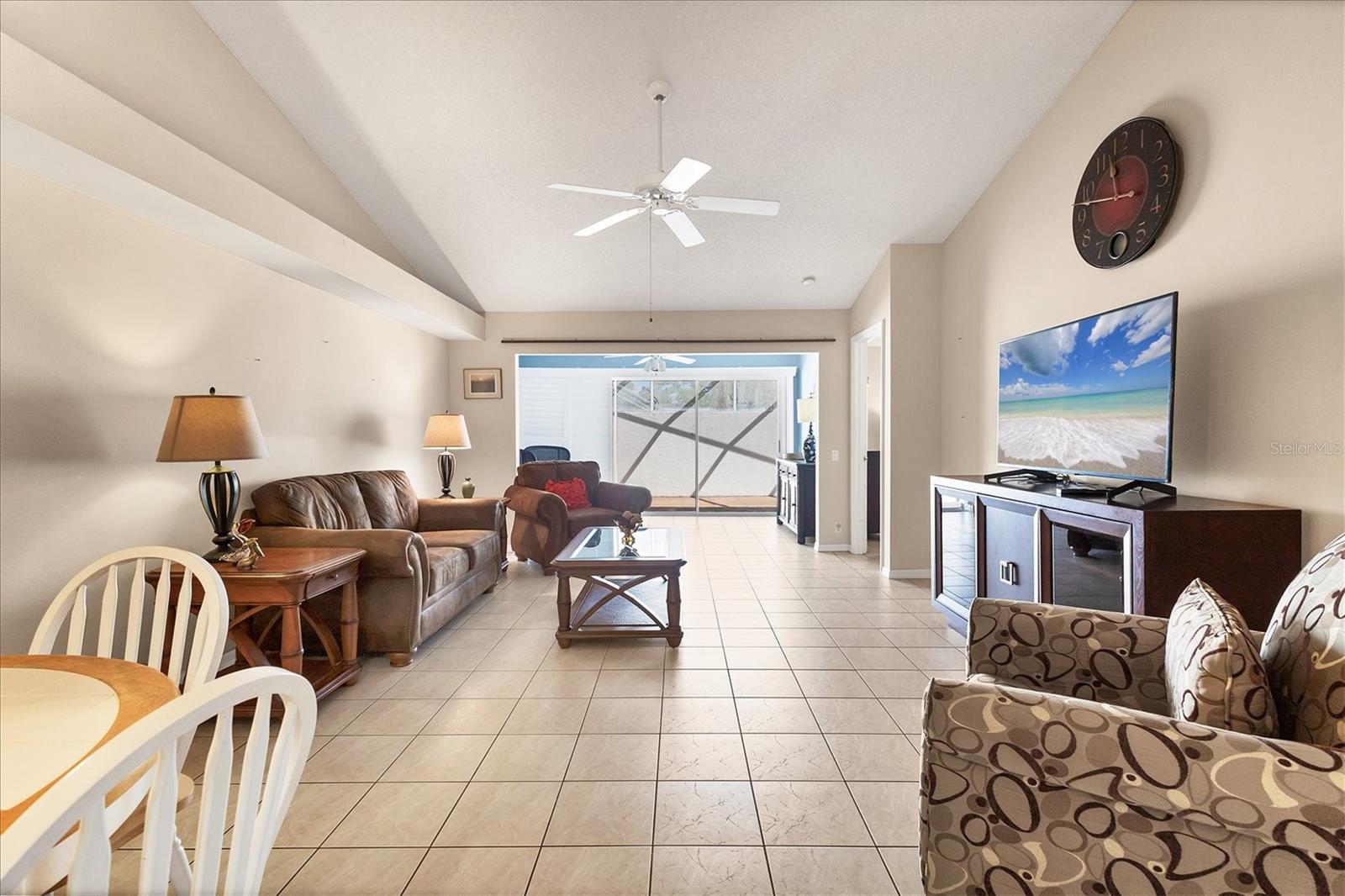 Image 20 of 40 For 5459 Kelly Drive 24