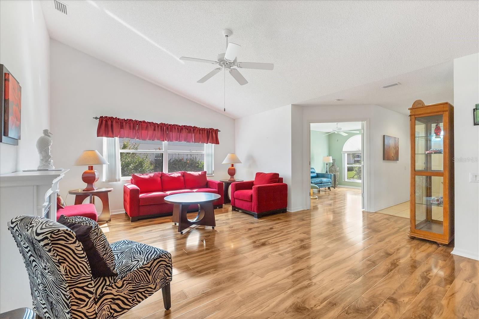 Image 5 of 40 For 5459 Kelly Drive 24