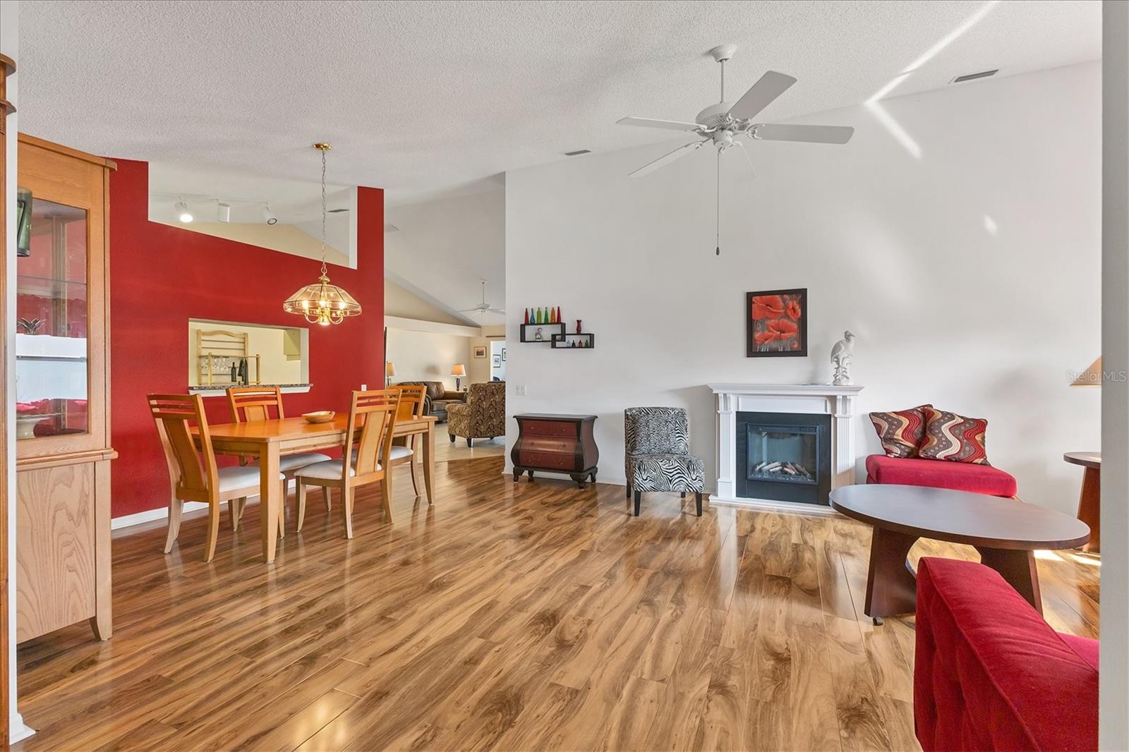 Image 7 of 40 For 5459 Kelly Drive 24