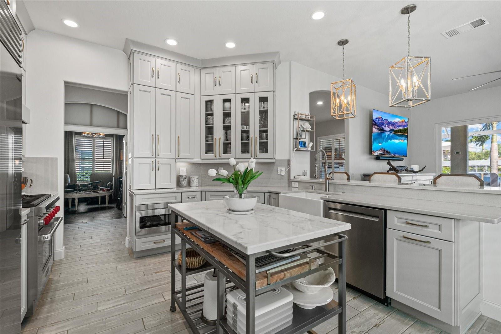 Image 10 of 67 For 3707 5th Avenue Ne