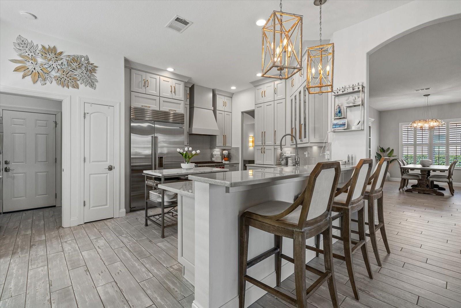 Image 16 of 67 For 3707 5th Avenue Ne