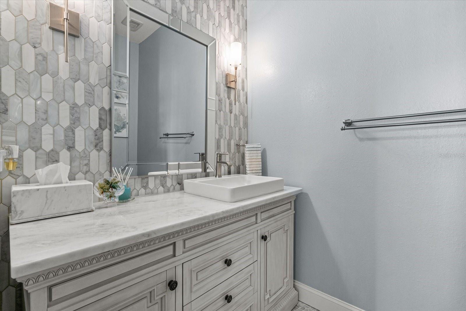 Image 35 of 67 For 3707 5th Avenue Ne