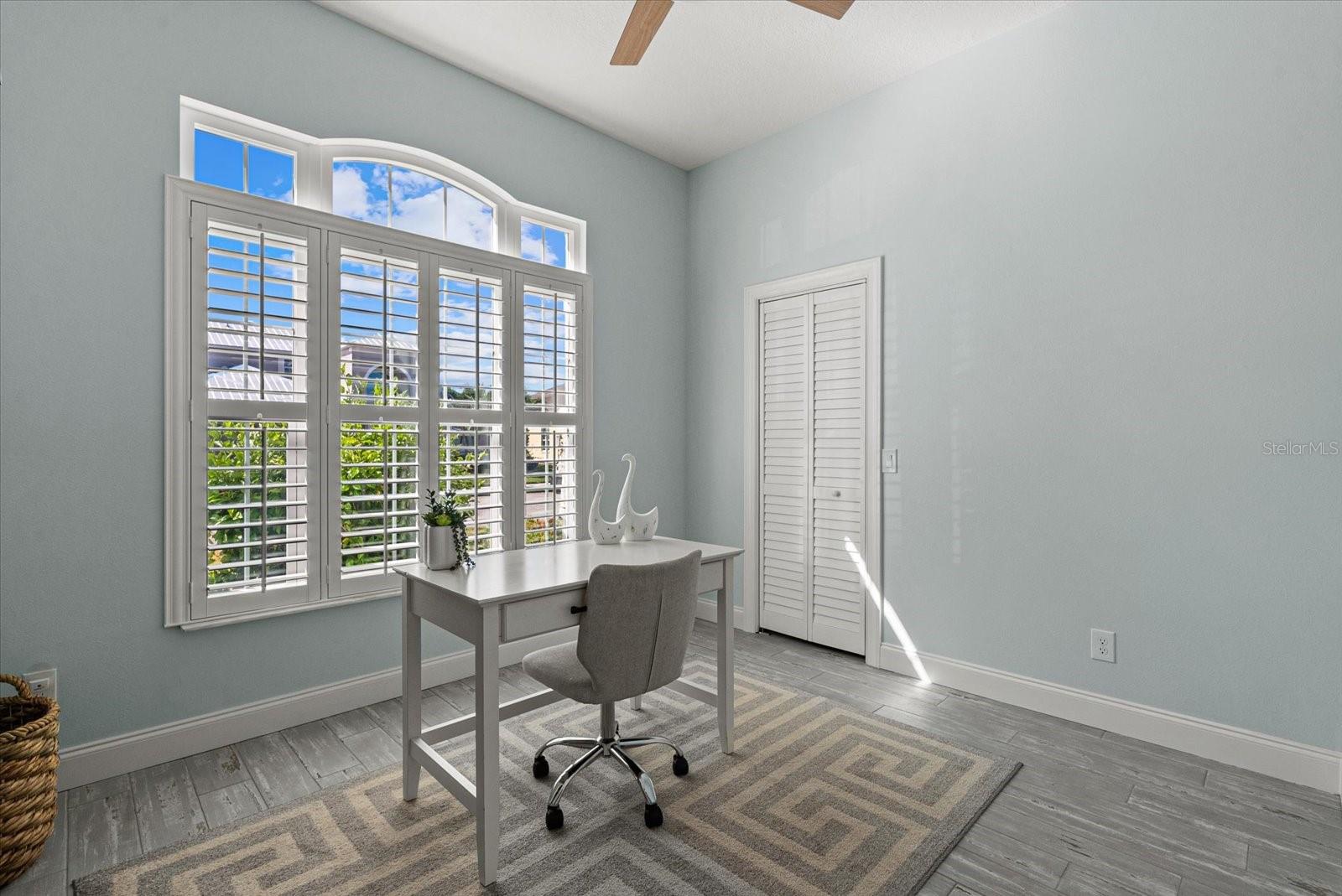 Image 39 of 67 For 3707 5th Avenue Ne