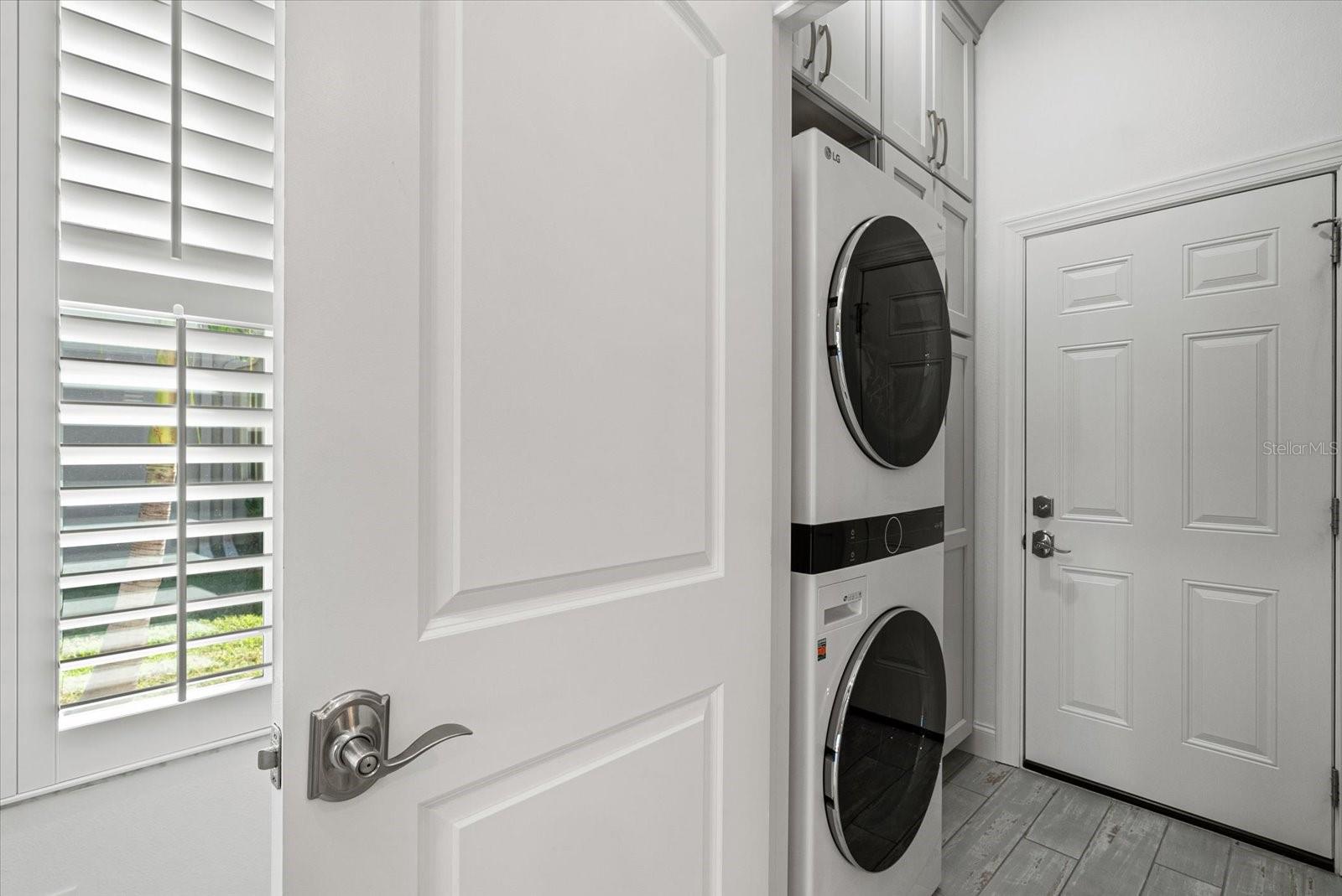 Image 40 of 67 For 3707 5th Avenue Ne