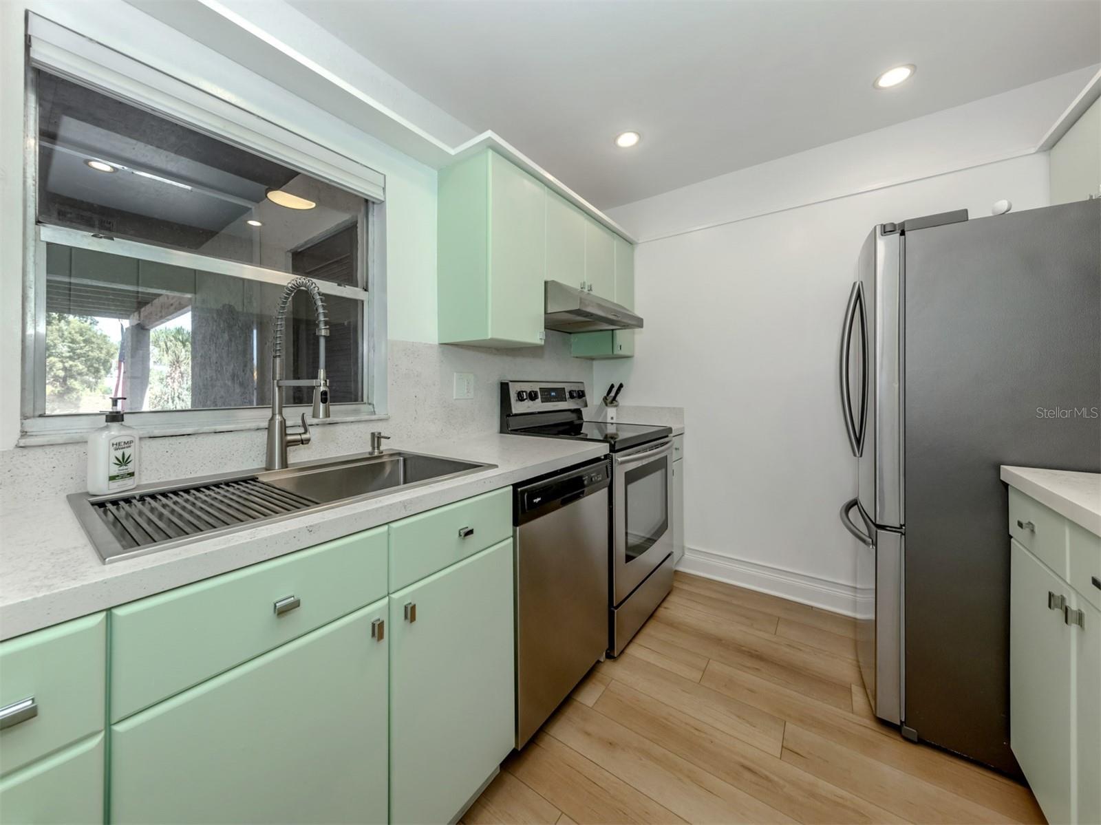 Image 12 of 66 For 3208 Ramblewood Drive N