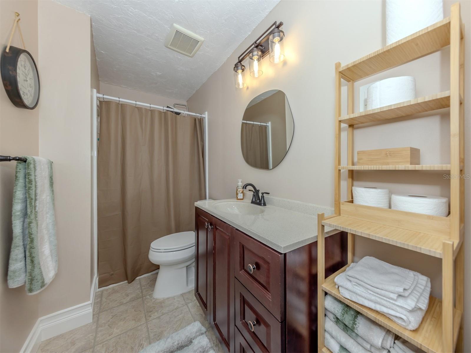 Image 23 of 66 For 3208 Ramblewood Drive N