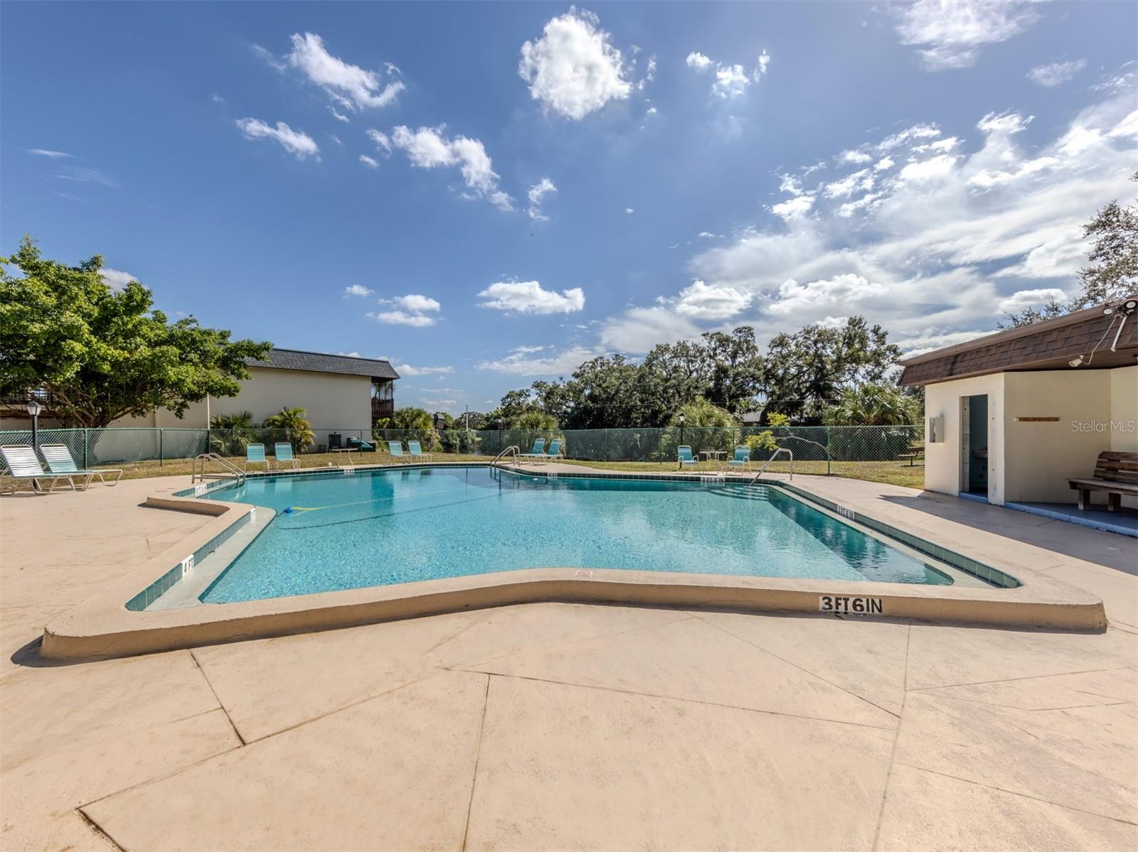 Image 32 of 66 For 3208 Ramblewood Drive N