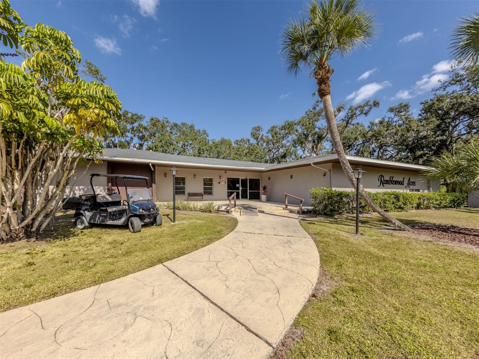 Image 39 of 66 For 3208 Ramblewood Drive N