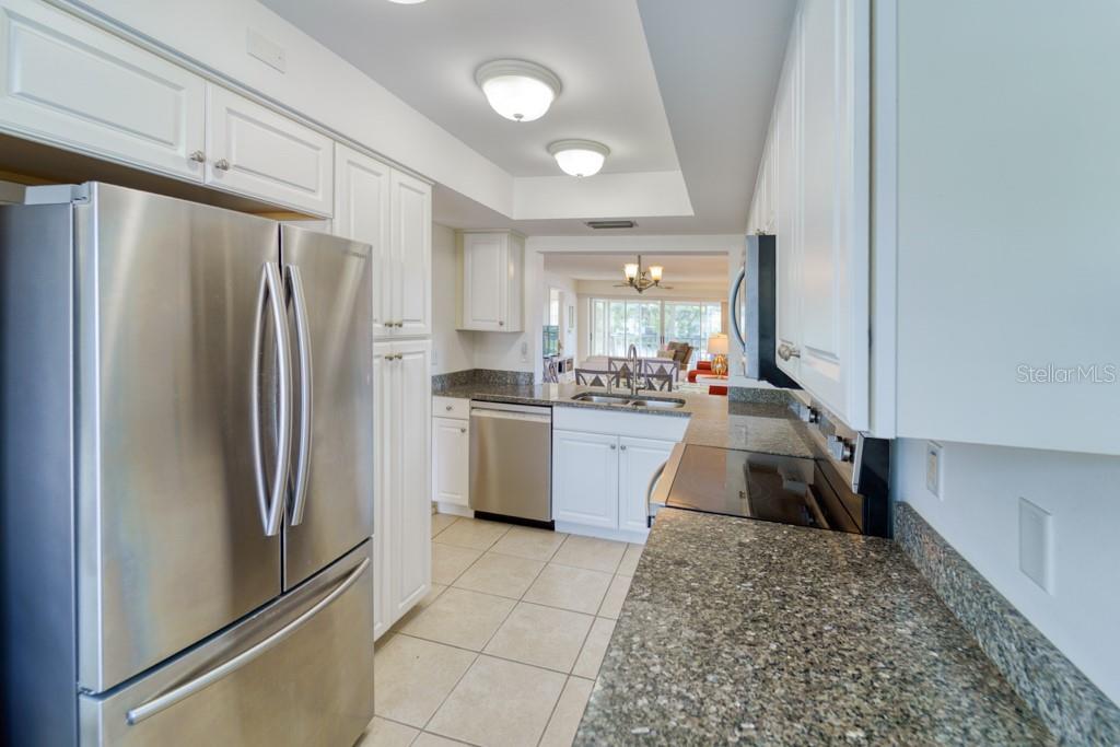 Image 10 of 29 For 5242 Wedgewood Lane 62