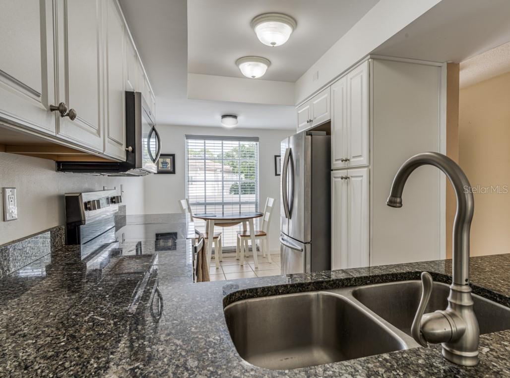 Image 9 of 29 For 5242 Wedgewood Lane 62