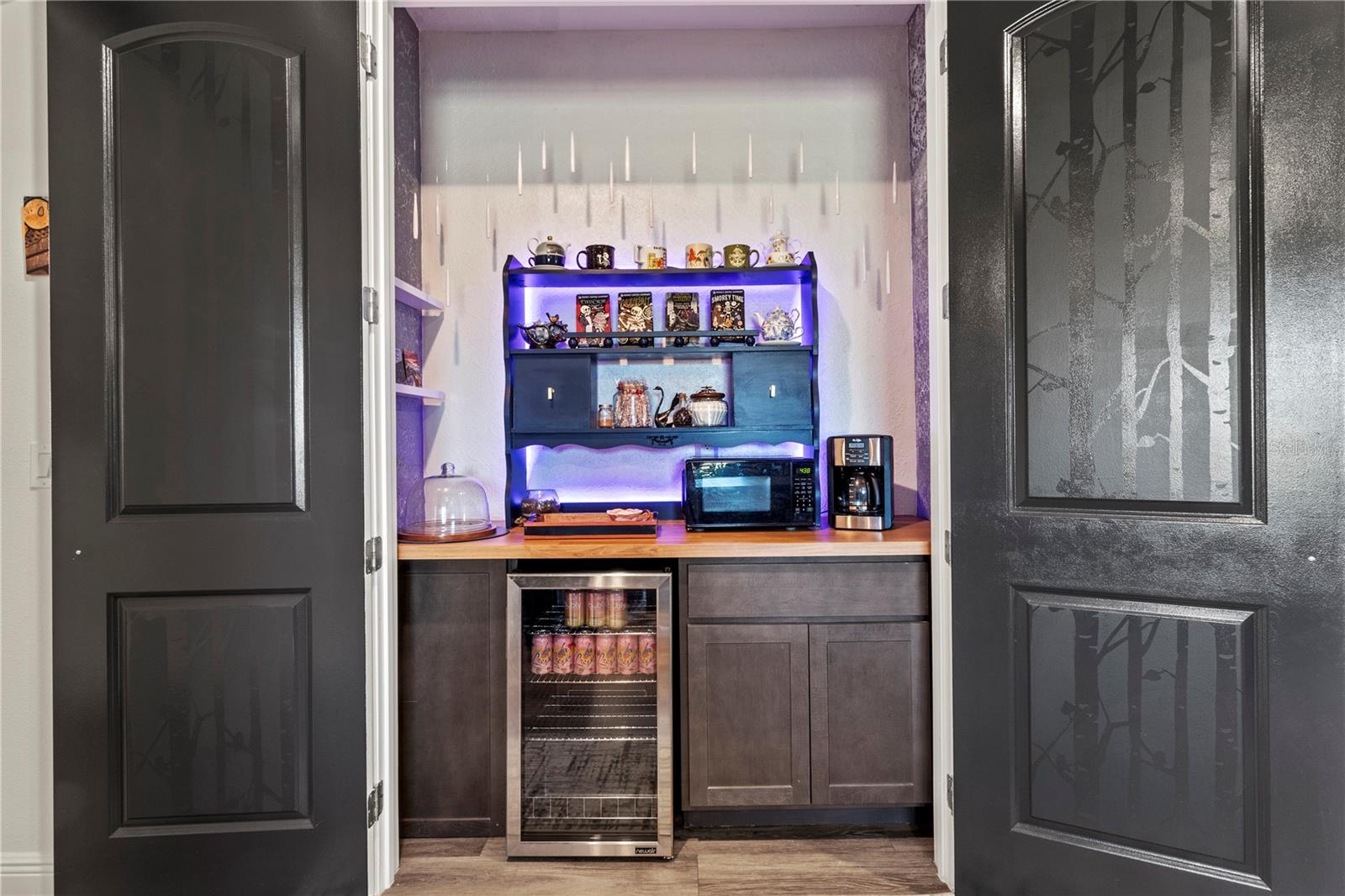 Image 13 of 91 For 14910 15th Street E