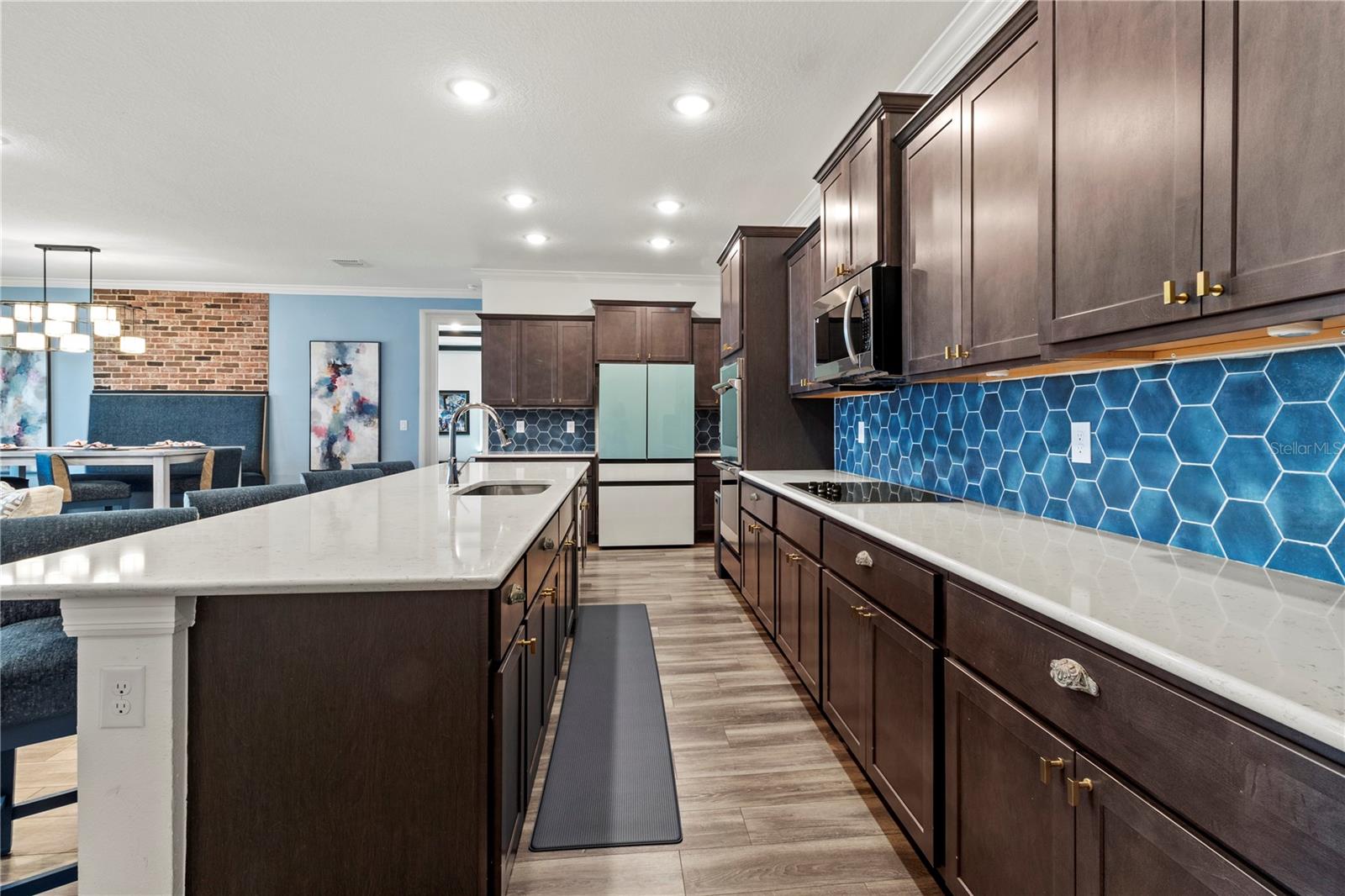 Image 17 of 91 For 14910 15th Street E