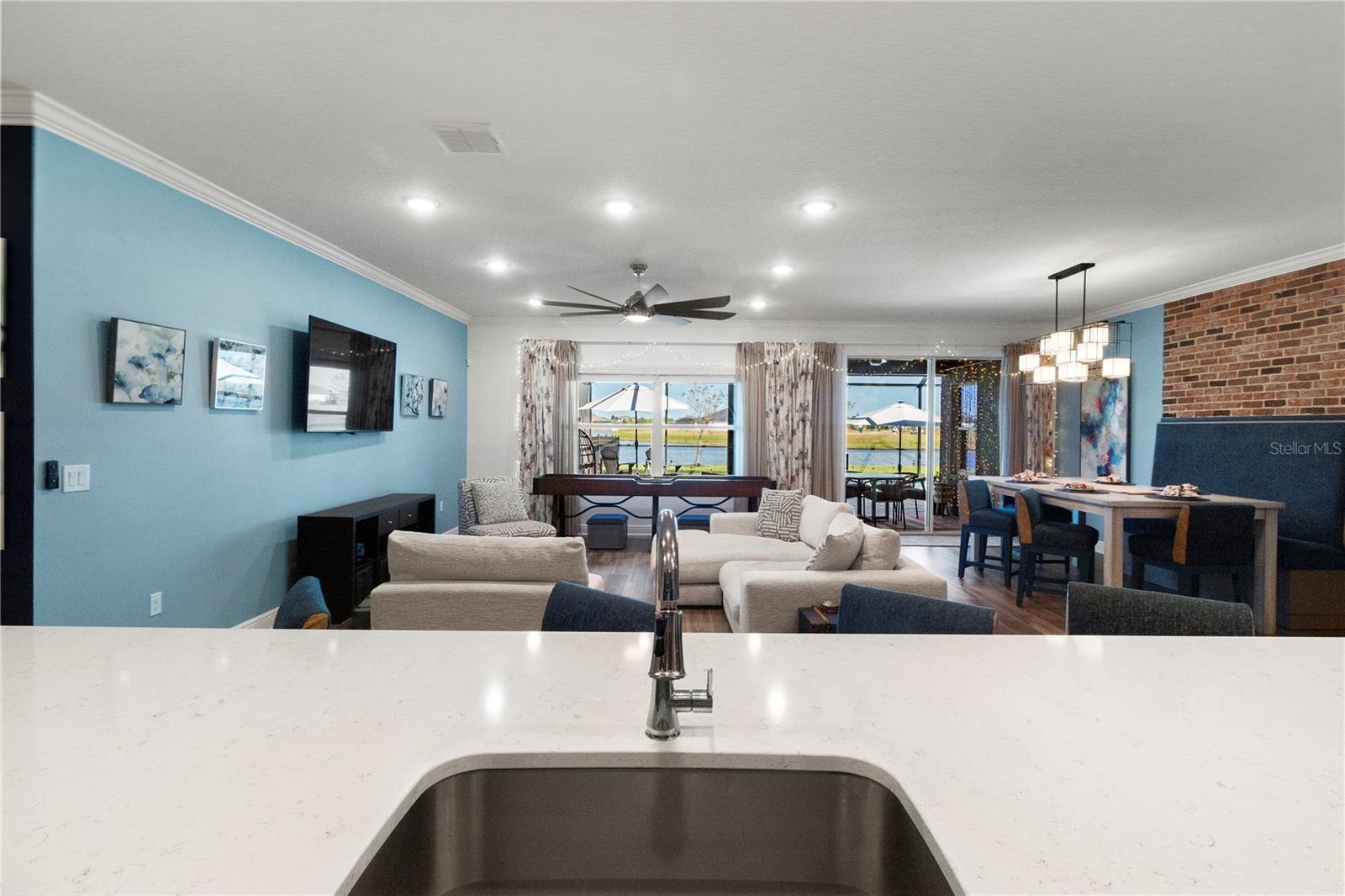 Image 20 of 91 For 14910 15th Street E