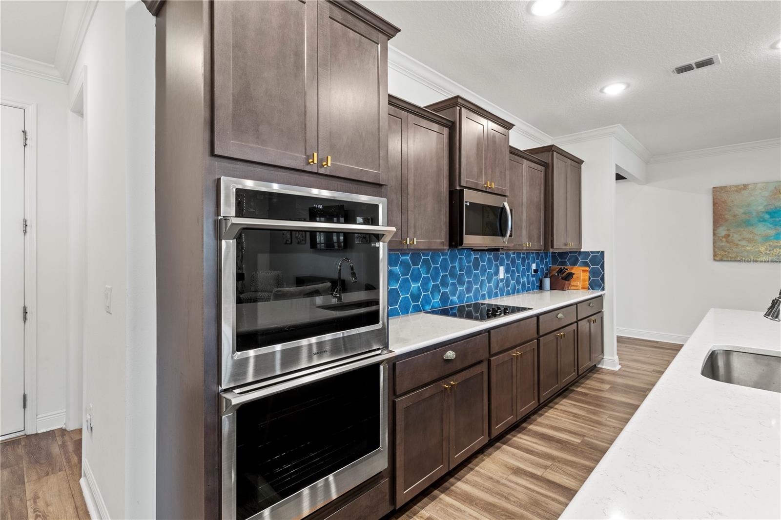 Image 23 of 91 For 14910 15th Street E