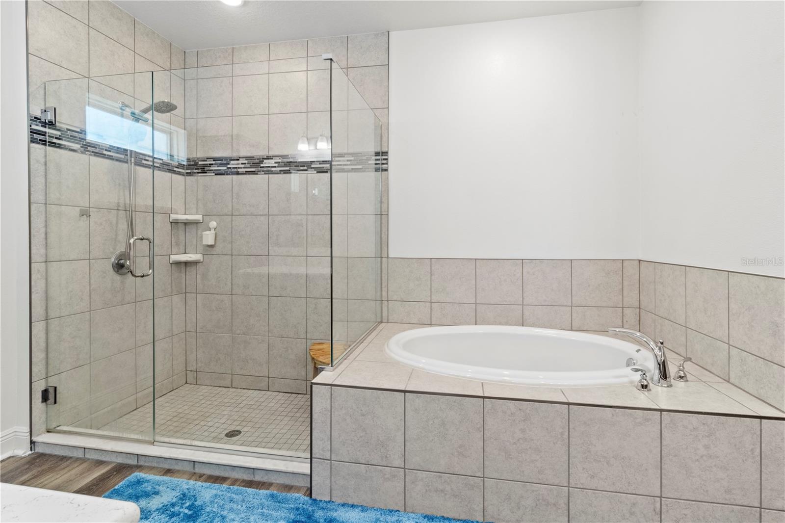 Image 38 of 91 For 14910 15th Street E