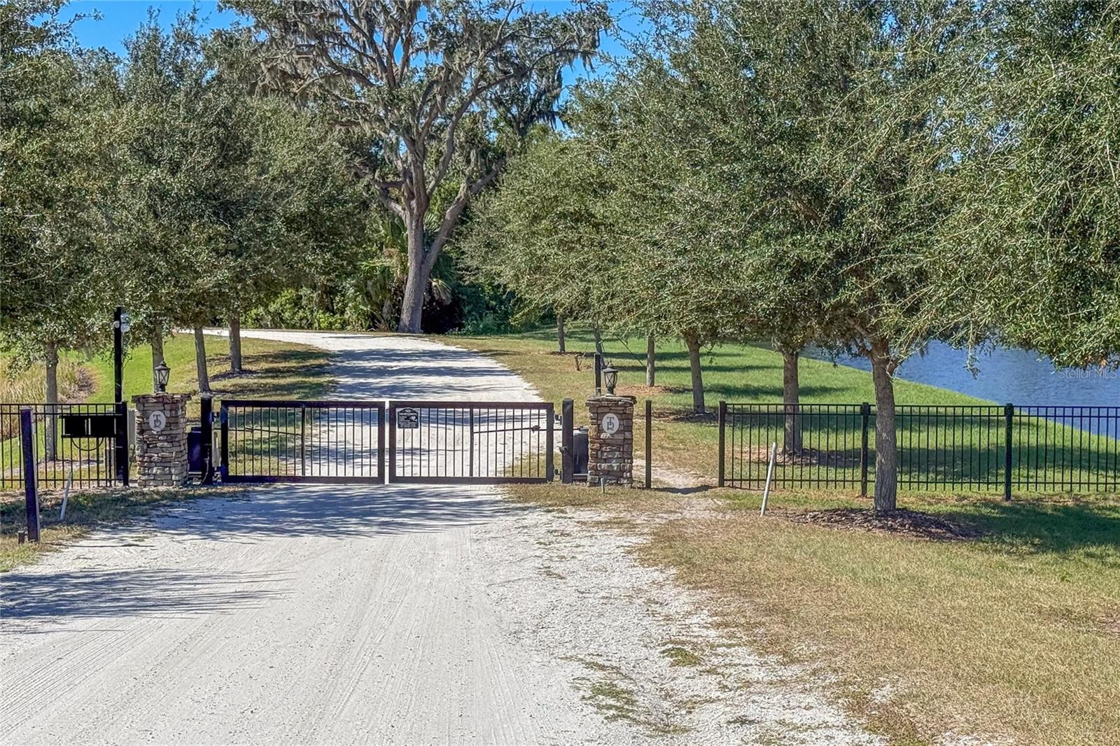 Image 86 of 91 For 14910 15th Street E