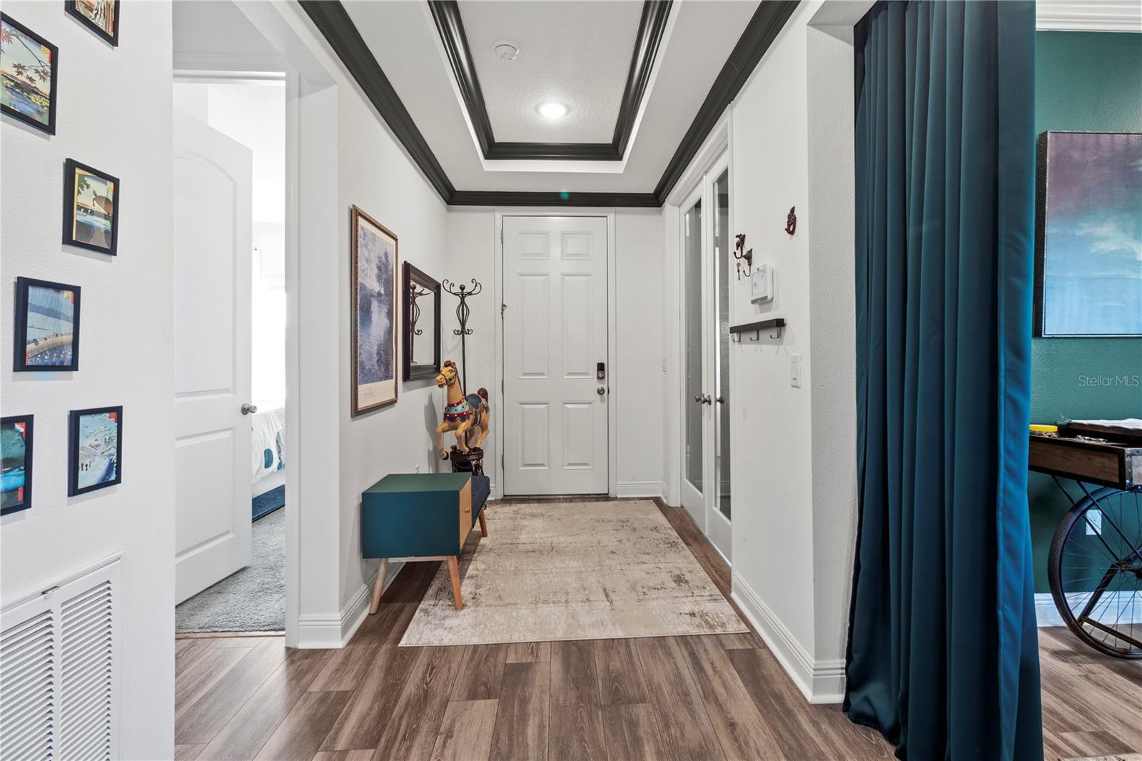 Image 9 of 91 For 14910 15th Street E