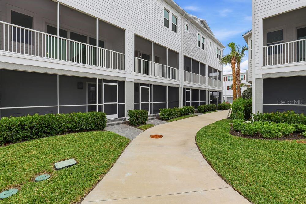 Image 28 of 41 For 1624 Compass Pointe Court 203