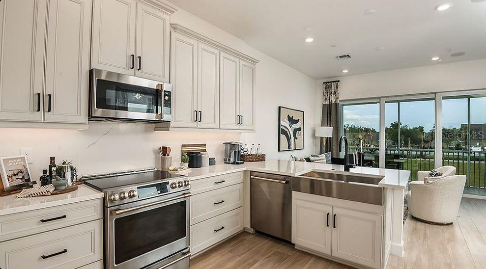 Image 9 of 26 For 1624 Compass Pointe Court 203