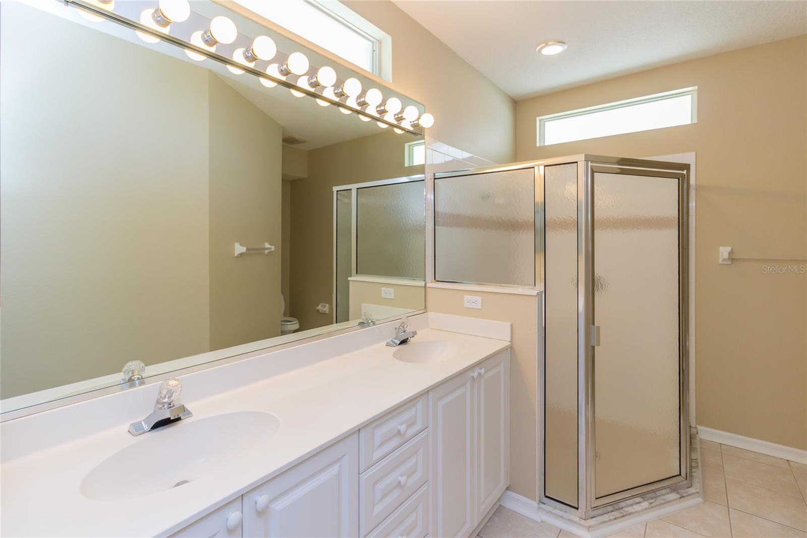 Image 18 of 30 For 11316 Perico Isle Circle