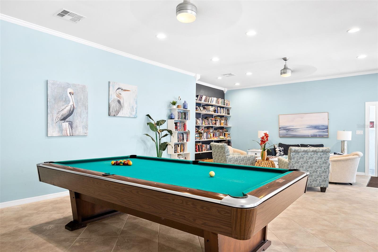 Image 36 of 50 For 597 Sutton Place