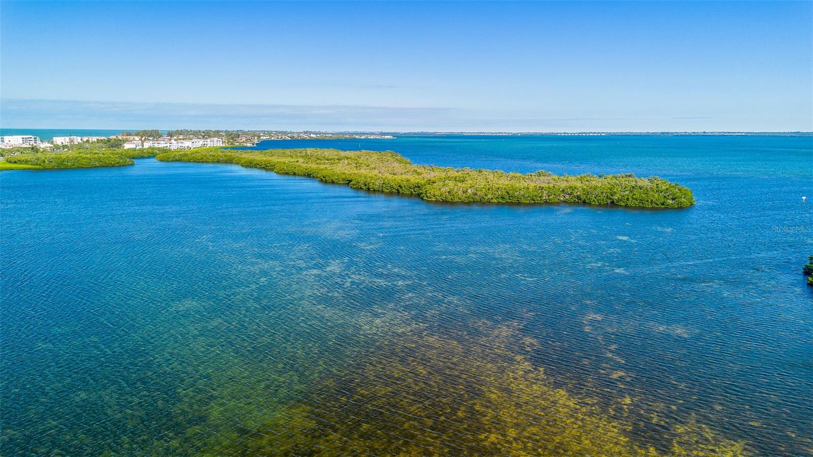 Image 39 of 50 For 597 Sutton Place