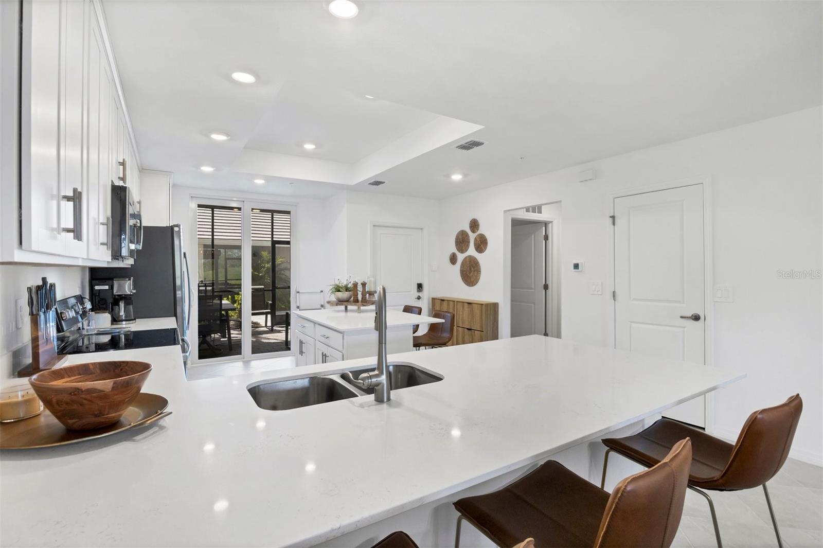 Image 19 of 86 For 12520 Galapagos Court 102