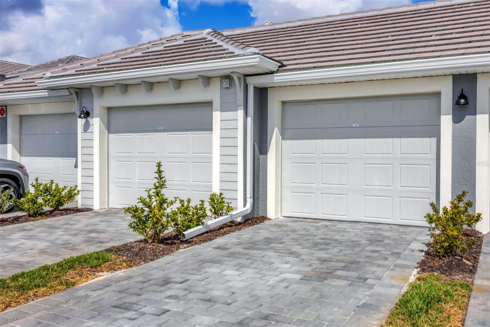 Image 34 of 86 For 12520 Galapagos Court 102