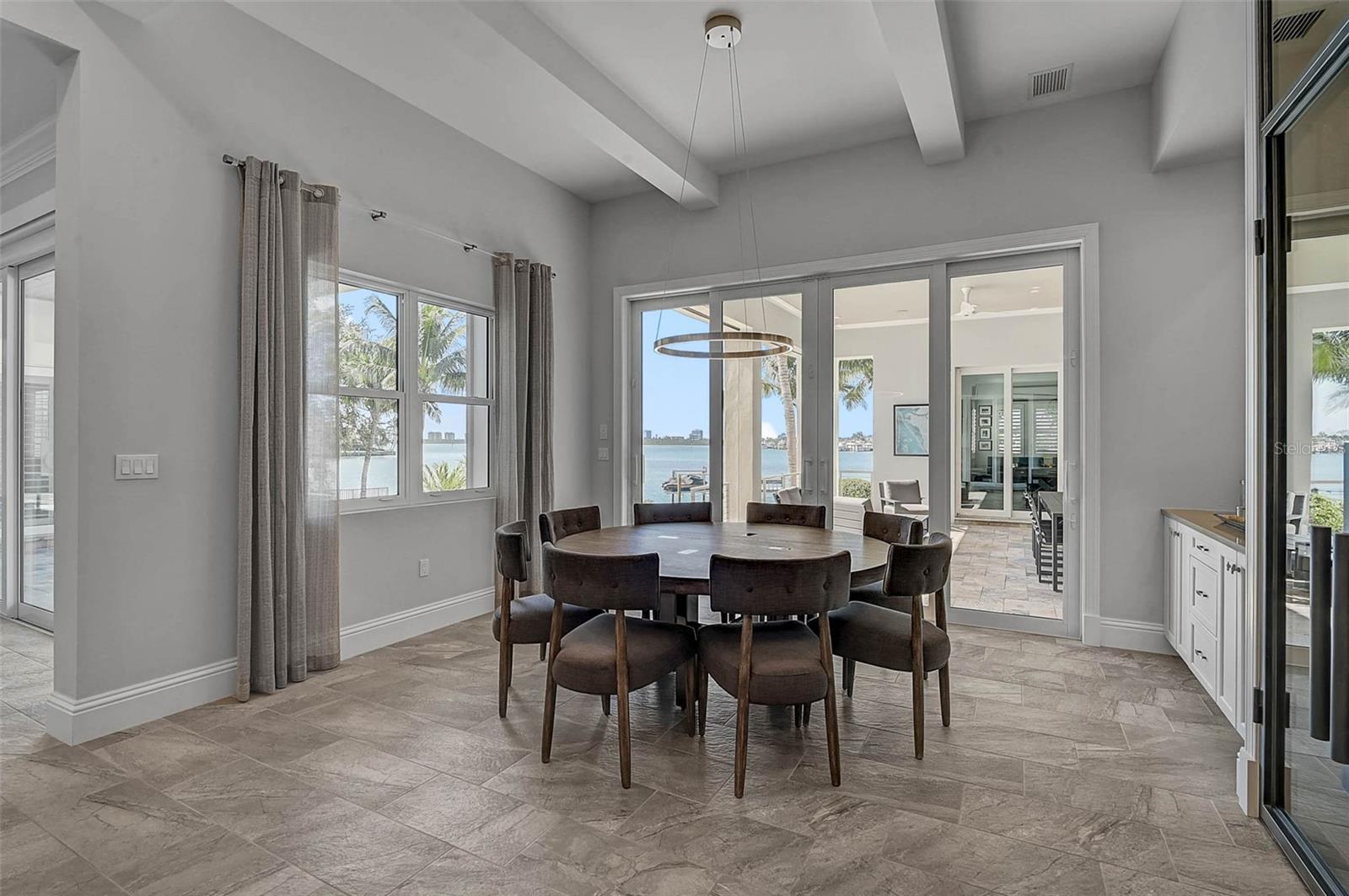 Image 20 of 90 For 101 Seagull Lane