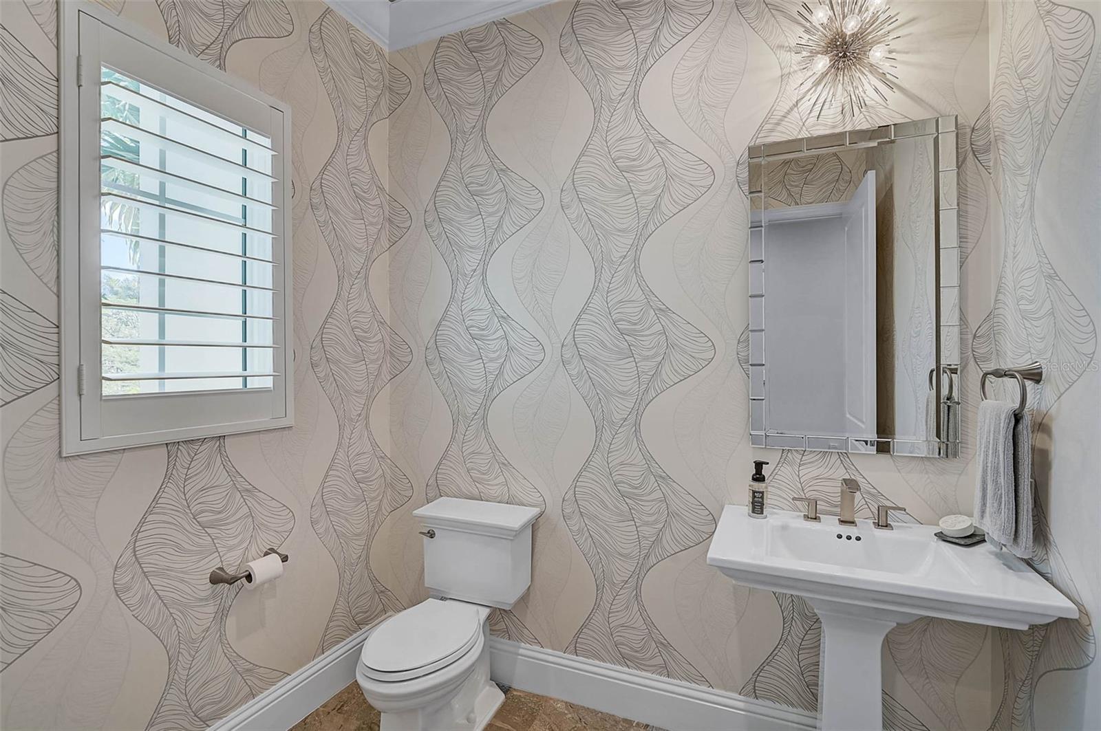 Image 23 of 90 For 101 Seagull Lane