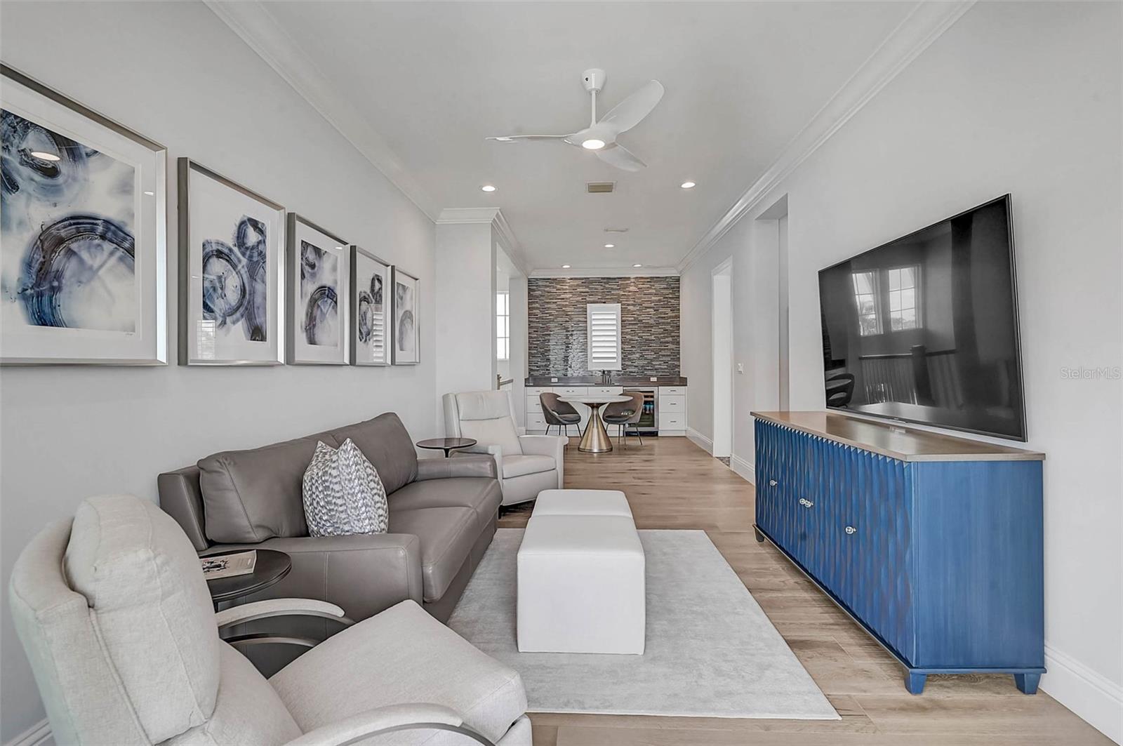 Image 38 of 90 For 101 Seagull Lane