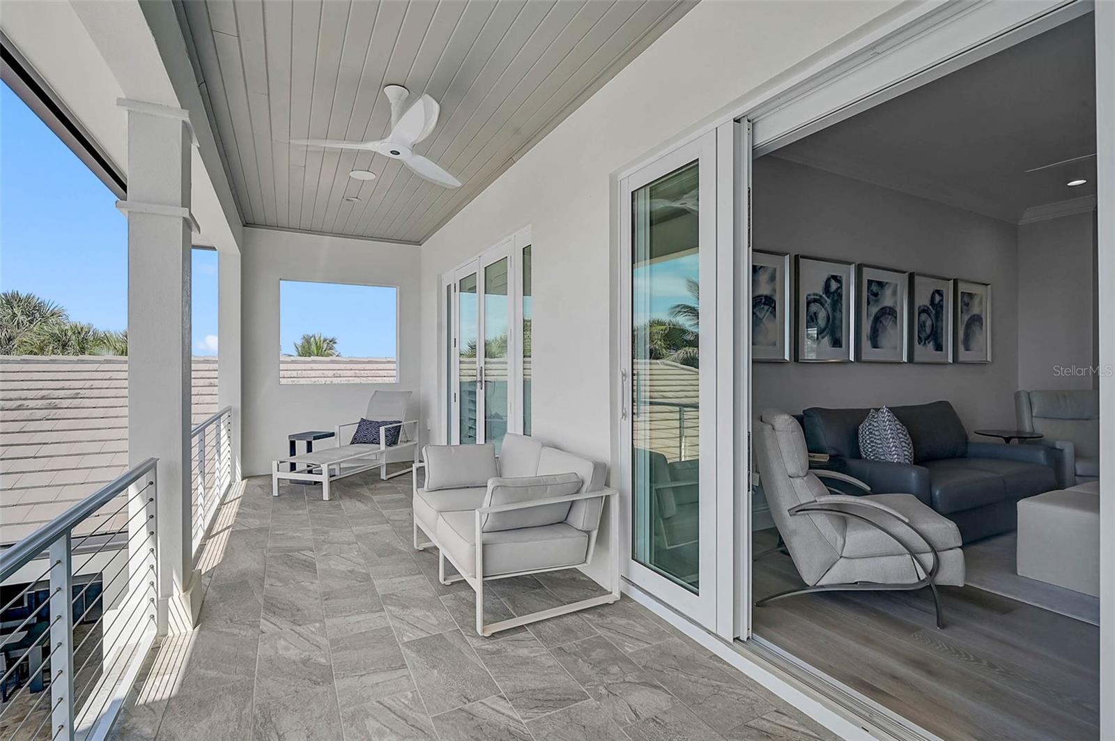 Image 50 of 90 For 101 Seagull Lane