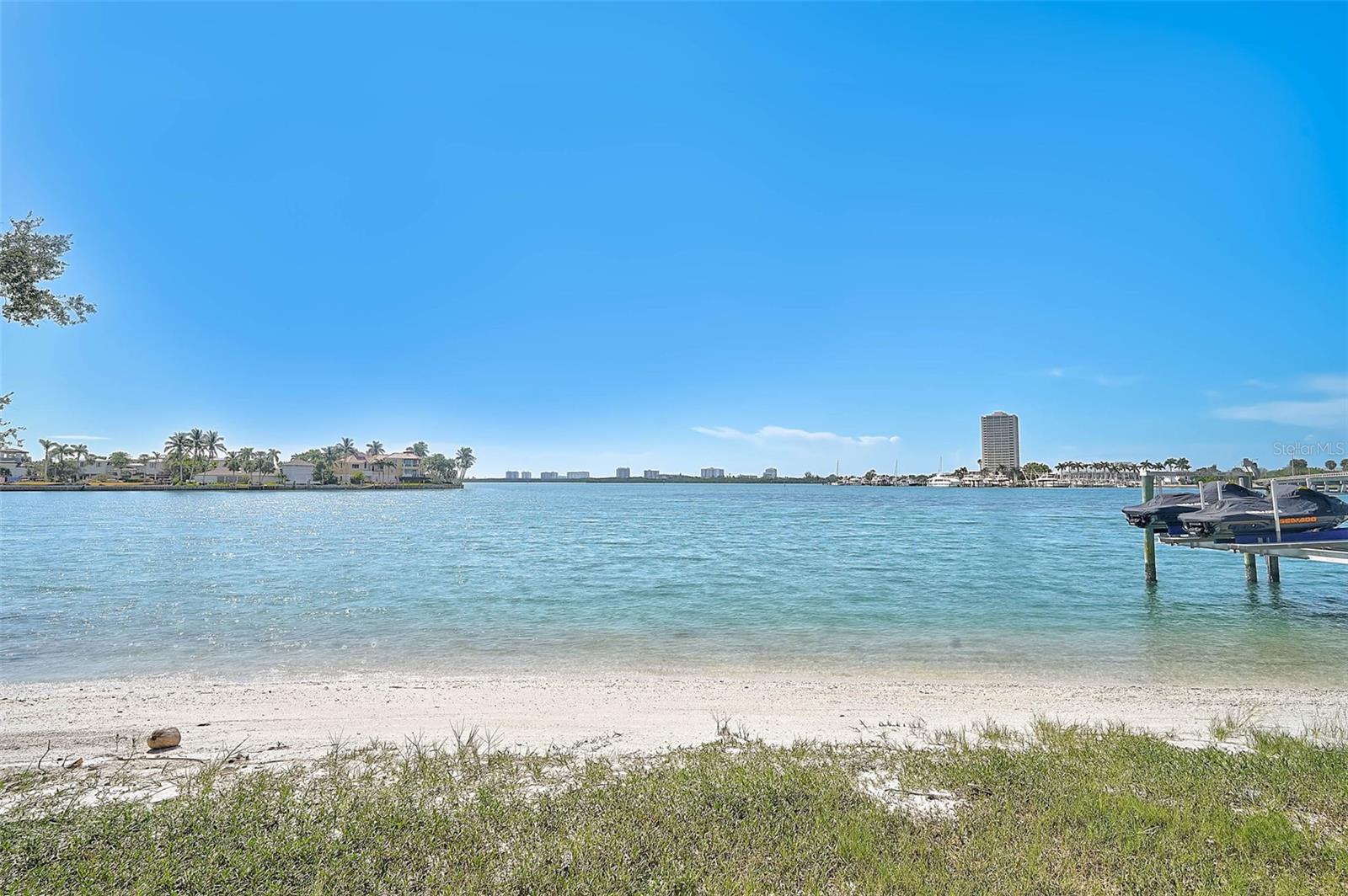 Image 76 of 90 For 101 Seagull Lane