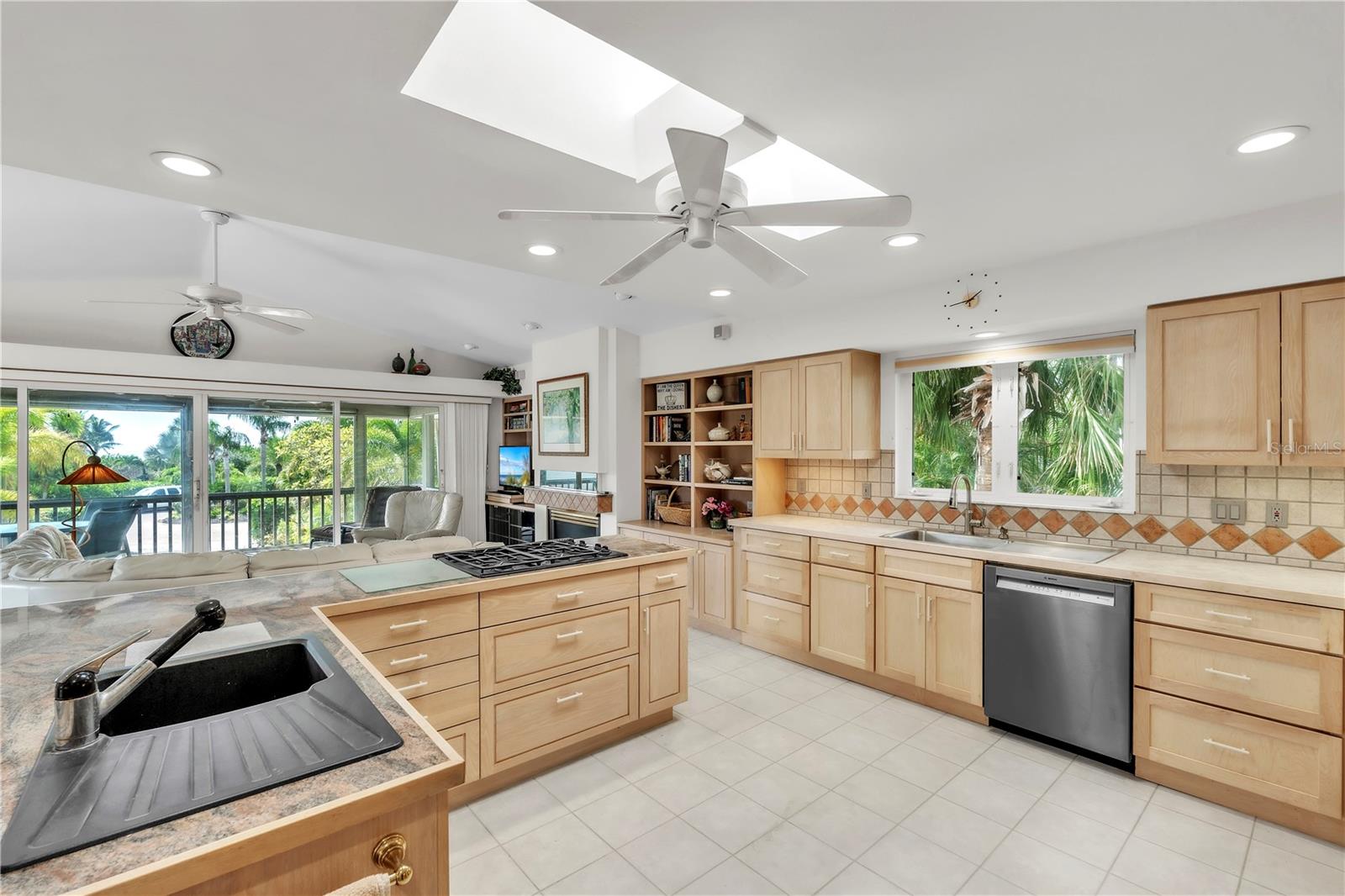 Image 15 of 53 For 103 Sunset Lane