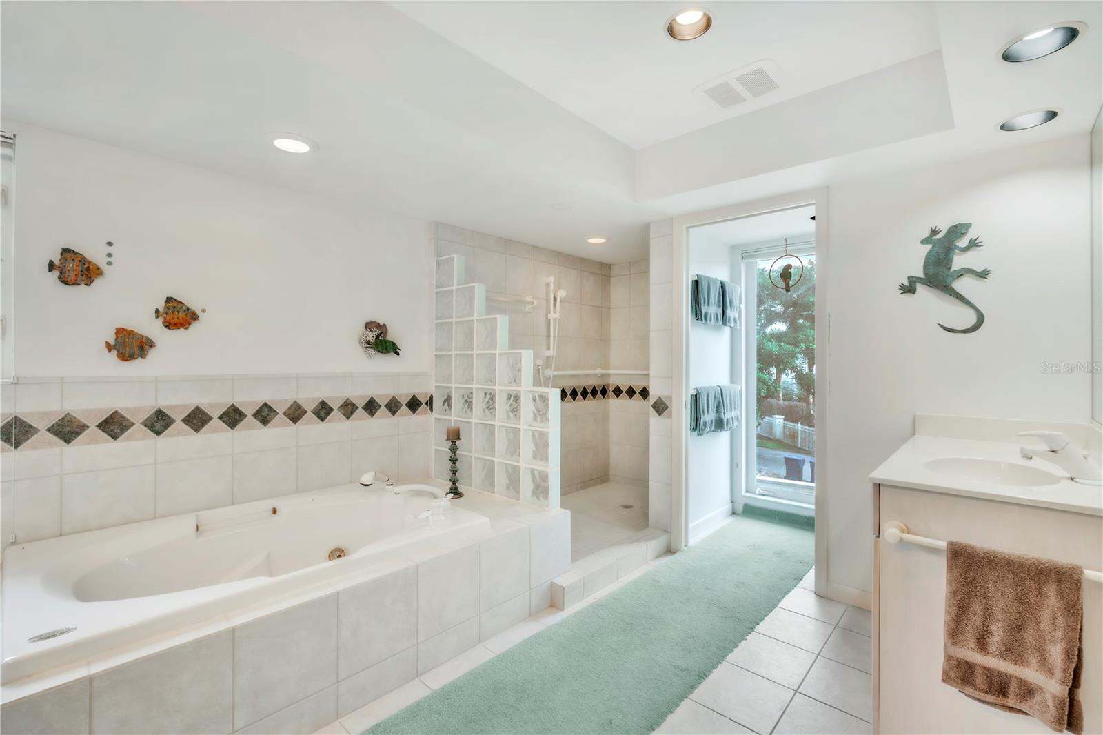 Image 32 of 53 For 103 Sunset Lane