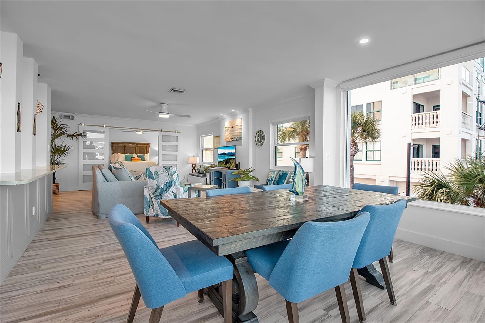 Image 26 of 55 For 226 Golden Gate Point 21