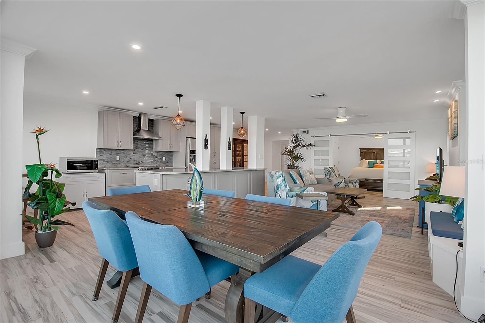 Image 28 of 55 For 226 Golden Gate Point 21