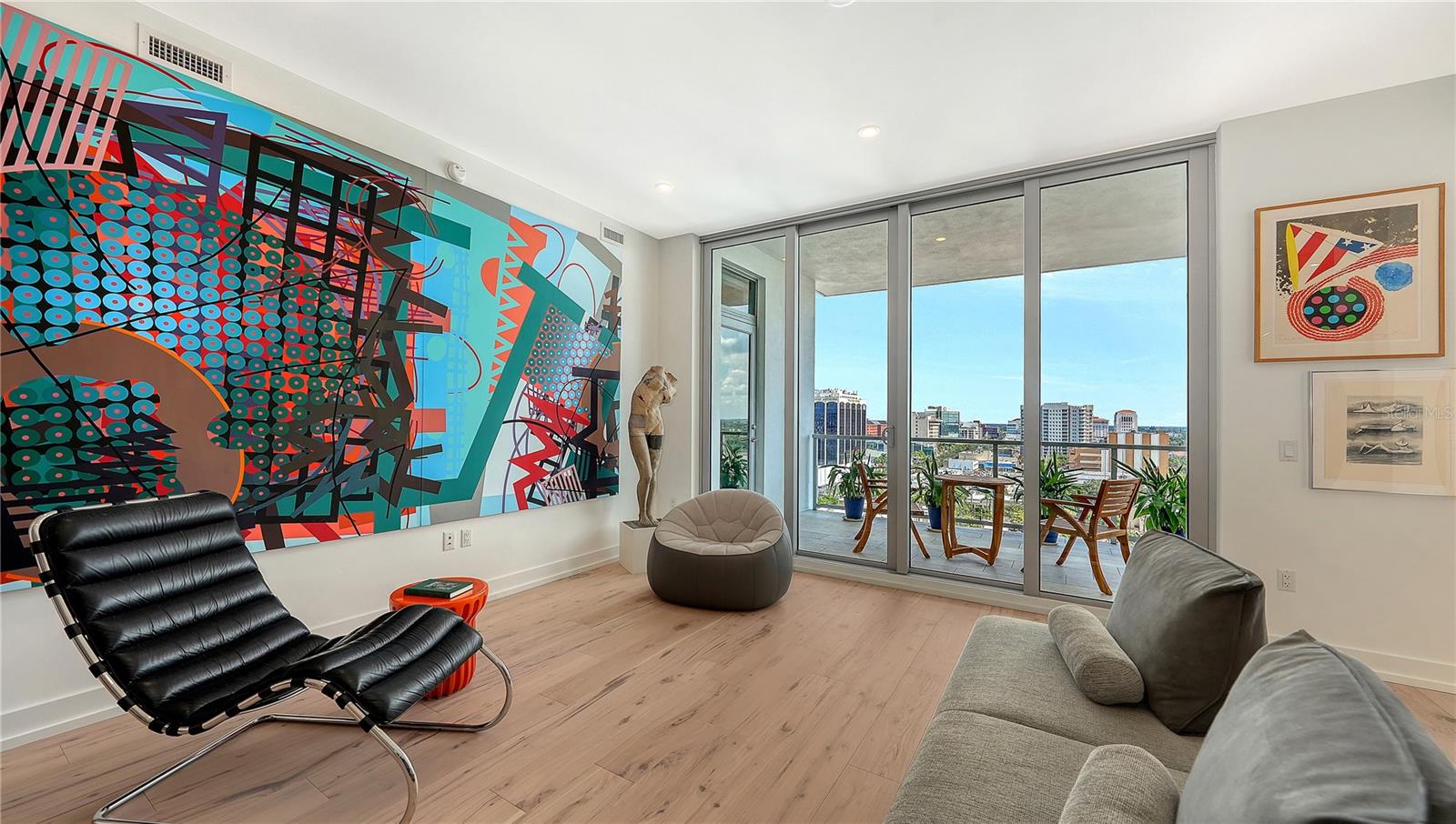 Image 16 of 55 For 111 Pineapple Avenue 1103